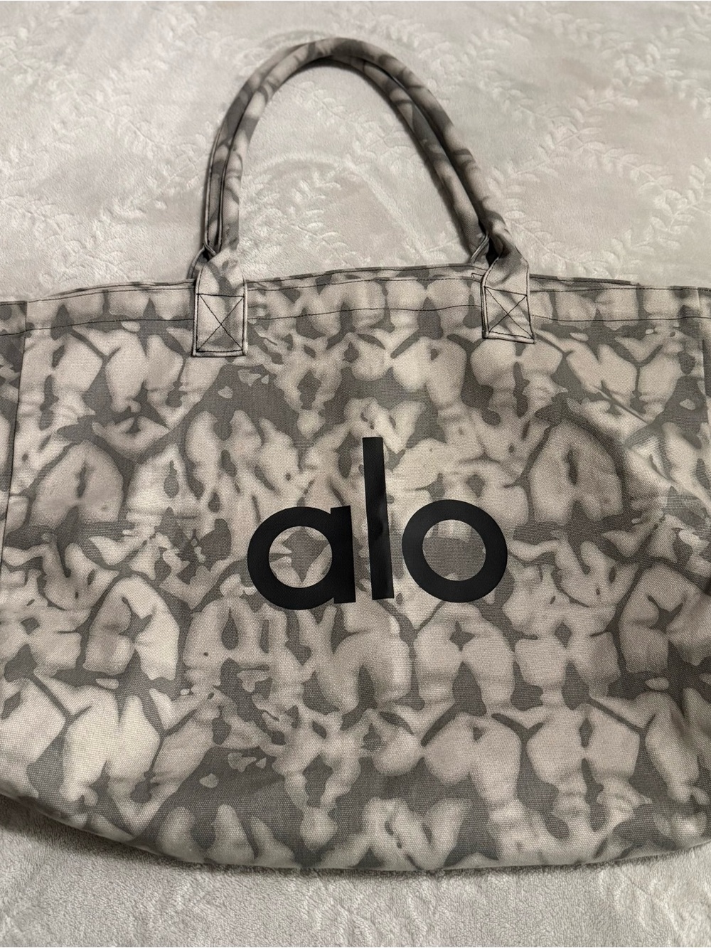 ALO Yoga Gray Tie-Dye Canvas Tote with Black Logo